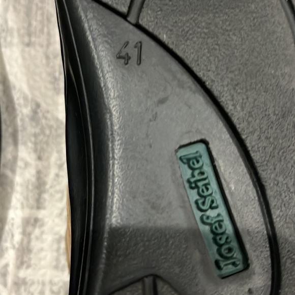 Josef Seibel woman’s brown and tan shoes size 41 - Picture 4 of 4